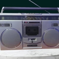 لمحبي الانتيكات مسجل و راديو ناشيونال بانسونك  ياباني المنشأ  الراديو ...