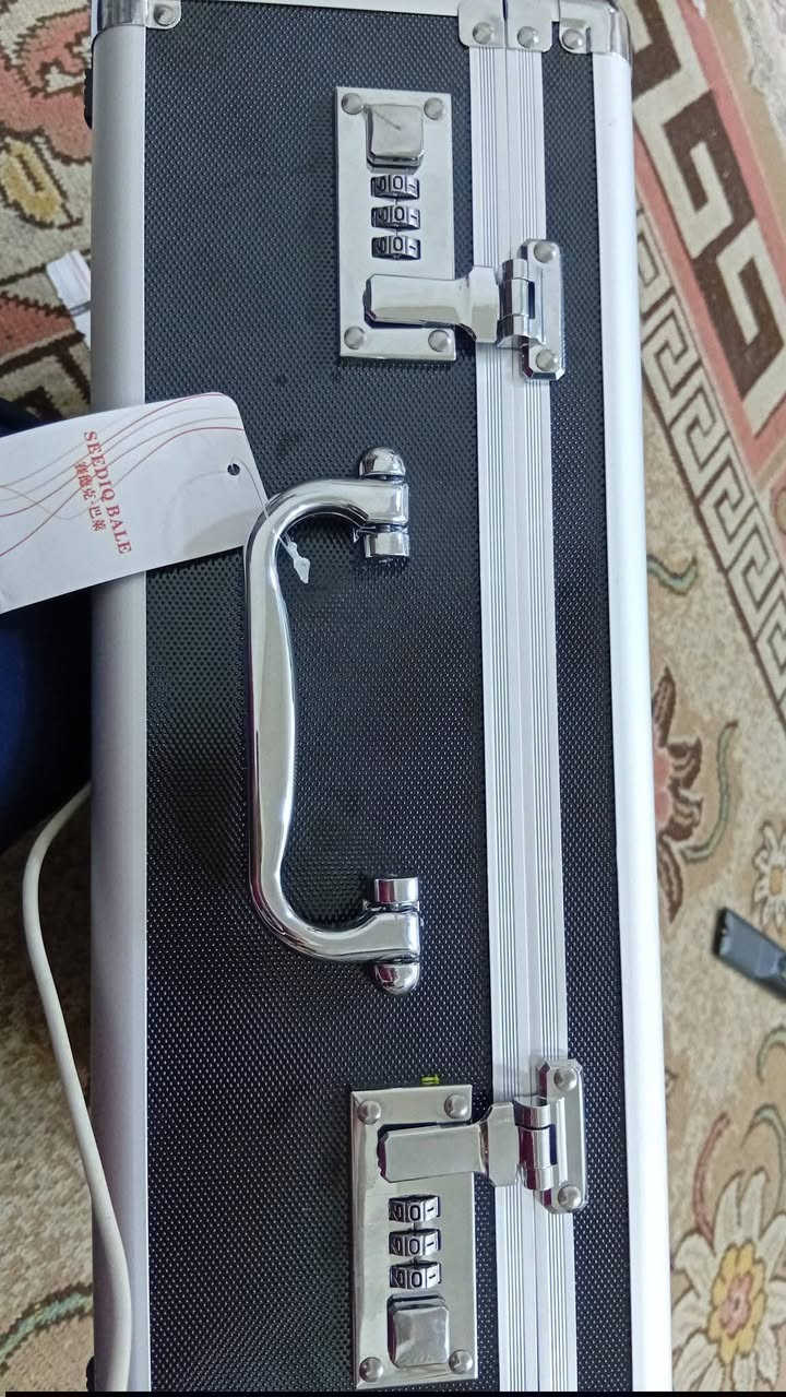 متوفر حقيبه دبلوماسيه ام الرمز


**إذا كنت صاحب هذا الإعلان وتريد حذفه لأي سبب، رجاءا أرسل رسالة إلى الدعم الفني**