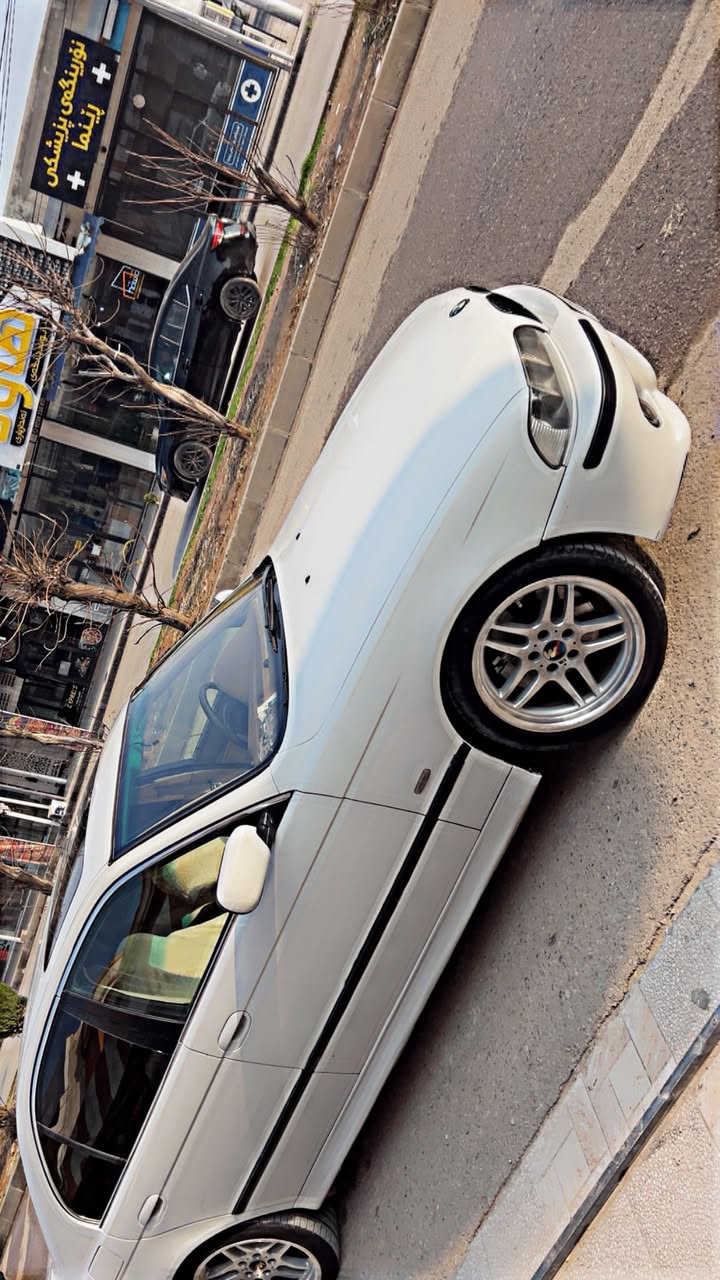 BMW سەقەری براوە براوە مۆدێل ٢٠٠٣ قەپات مواسەفات ناو زەرد ناو جلد کوشن کارەباو خەزن مەکینە ٥٣٠ دەبل دیجیتال ئێمە سەیارەکە بیلاد ٤ تایەو ویلی لۆکی لە ژێرە سوکان ڤۆلۆمە قەپاتە سەیارەکە تەبریدو گەرمی  بە شەرت گێرو مەکینە بە شەرت ٤٥ گەلاو محامەلە


**إذا كنت صاحب هذا الإعلان وتريد حذفه لأي سبب، رجاءا أرسل رسالة إلى الدعم الفني**