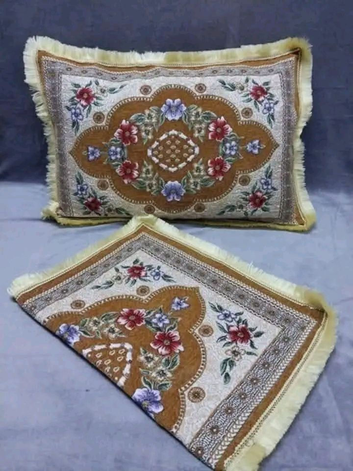 الف رحمه على روح امه وابو الي يعلقلي مصدر رزقي الوحيد 
25 الف فقط والتوصيل مجاني 🧡😌♾️
درزن 12 قطعه قماش سوري  درجه اولى
وجوه مخاد قماش شانيل الاصلي  
مشجر مبطن سحاب ضهر  مقرنص
للحجز ارسل الرقم والعنوان  ع الخاص  
سارعو بالحجز الكميه جدآ محدوده 
للحجز واتس اب/*********** تتوفر خدمه توصيل للجميع المحافظات🚚🚚🚚ا سامراء, صلاح الدين
