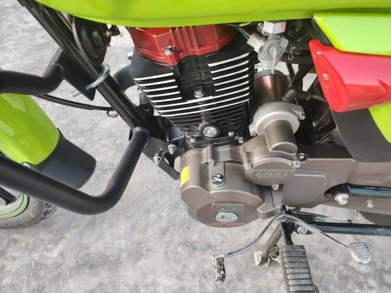 يالله دراجه شاينك مسجل سنويه للبيع ما صار شهرين من شاده  السعرمليون600وبي مجال  محرك ما ممدود عليه صبانه المكان الرمادي جزيره البذياب هاذ رقمي للتواصل ***********مو شراي لا تعبني ولا اتعبك
