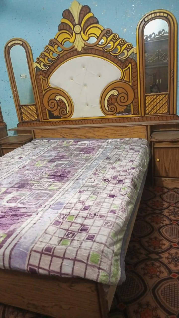 غرفه مامستعمله للبيع ٧٠٠
***********
