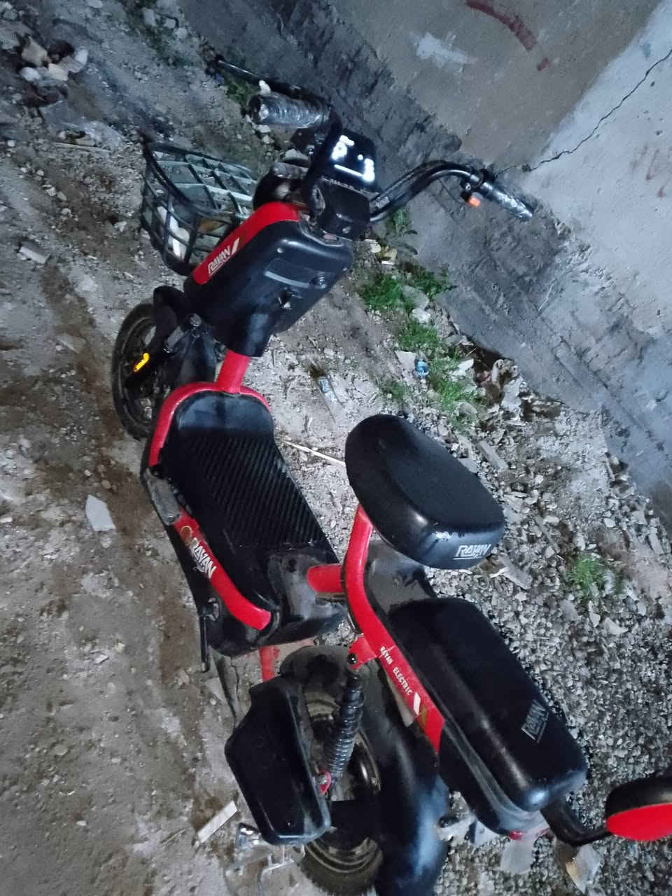 دراجه شحن السعر 350 وبيها مجال


**إذا كنت صاحب هذا الإعلان وتريد حذفه لأي سبب، رجاءا أرسل رسالة إلى الدعم الفني**