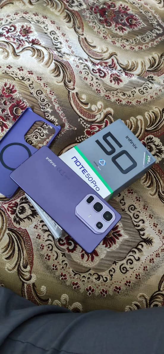 السلام عليكم ورحمه الله وبركاته.
عندي جهاز انفنكس نوت 50برو للبيع جديد مستخدم خمس ايام فقط يعني جديد. 
1-اسم الجهاز (نوت 50برو)
2-ذاكره (256)
3- عشوائية(8+8 يعني 16) 
4-السعر خاص الي يحب يشتري يتفضل وميكون خاطره اله طيب. 
الجهاز عل اخر حبايه نضيف مثل ما اني ذاكر 
مكاني بغداد. 
____________________________________________


**إذا كنت صاحب هذا الإعلان وتريد حذفه لأي سبب، رجاءا أرسل رسالة إلى الدعم الفني**