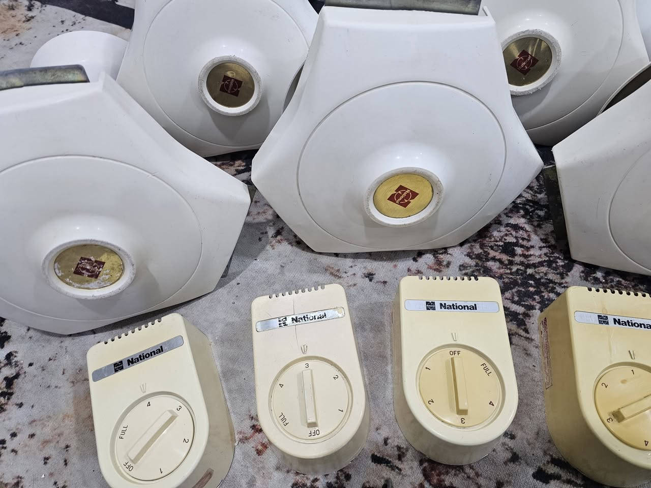 متوفر خمسة بنكات ناشيونال السعر 300


**إذا كنت صاحب هذا الإعلان وتريد حذفه لأي سبب، رجاءا أرسل رسالة إلى الدعم الفني**