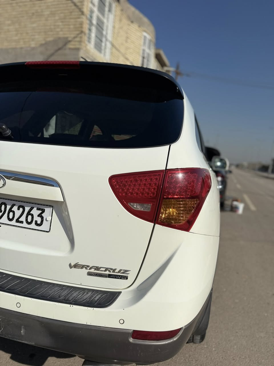 السلام عليكم

فيراكروز٢٠٠٨ فول مواصفات 

رقم بغداد إنكليزي بأسمي سنوية ل ٢٠٣١  

قطعتين فقط جاملغ امامي وخلفي وسونار موجود 

حداديه جديده تخم تاير جديد السياره جاهزه من كل النواحي 

 -فتحة  قماره 

- كشنات تحكم كهرباء 

-٧راكب٣ قطع  تبريد 

-حساسات خلفيه 

- إشارة ب المري 

مري شفط 

 تحكمات ستيرن

- مثبت سرعة 

- محرك 6 سلندر 3800 

محرك وكير كفاله 

_فور ويل  جنطة كهرباء 

 مكاني  واسط العزيزية 

١١٥ وبيهه مجال 

رقم ***********
