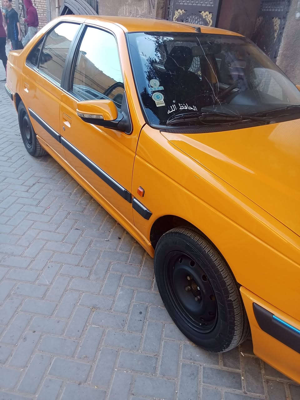 مديل 21 للبيع بيها صبغ وتبديل بنيد وجملغات امامي رقم واسط سعر 55 رقم هاتف *********** سياره موجوده بغداد مدينه الصدر
