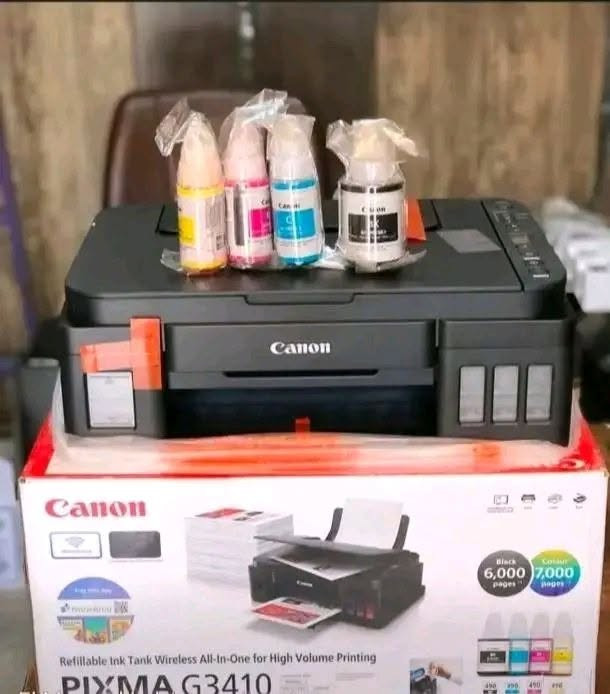 بسم الله 
طابعة من نوع Canon   جديدة غير مستعملة في ساشي 
تخدم ابيض اسود و الوان 
فوتوكوبي سكنار و تامبريمي 
تقدر توصلها بالهاتف النقال😍👌🏻
تبدأي بيها مشروعك الخاص 
الضمان ثلاث اشهر 
التوصيل متوفر😍


**إذا كنت صاحب هذا الإعلان وتريد حذفه لأي سبب، رجاءا أرسل رسالة إلى الدعم الفني**
