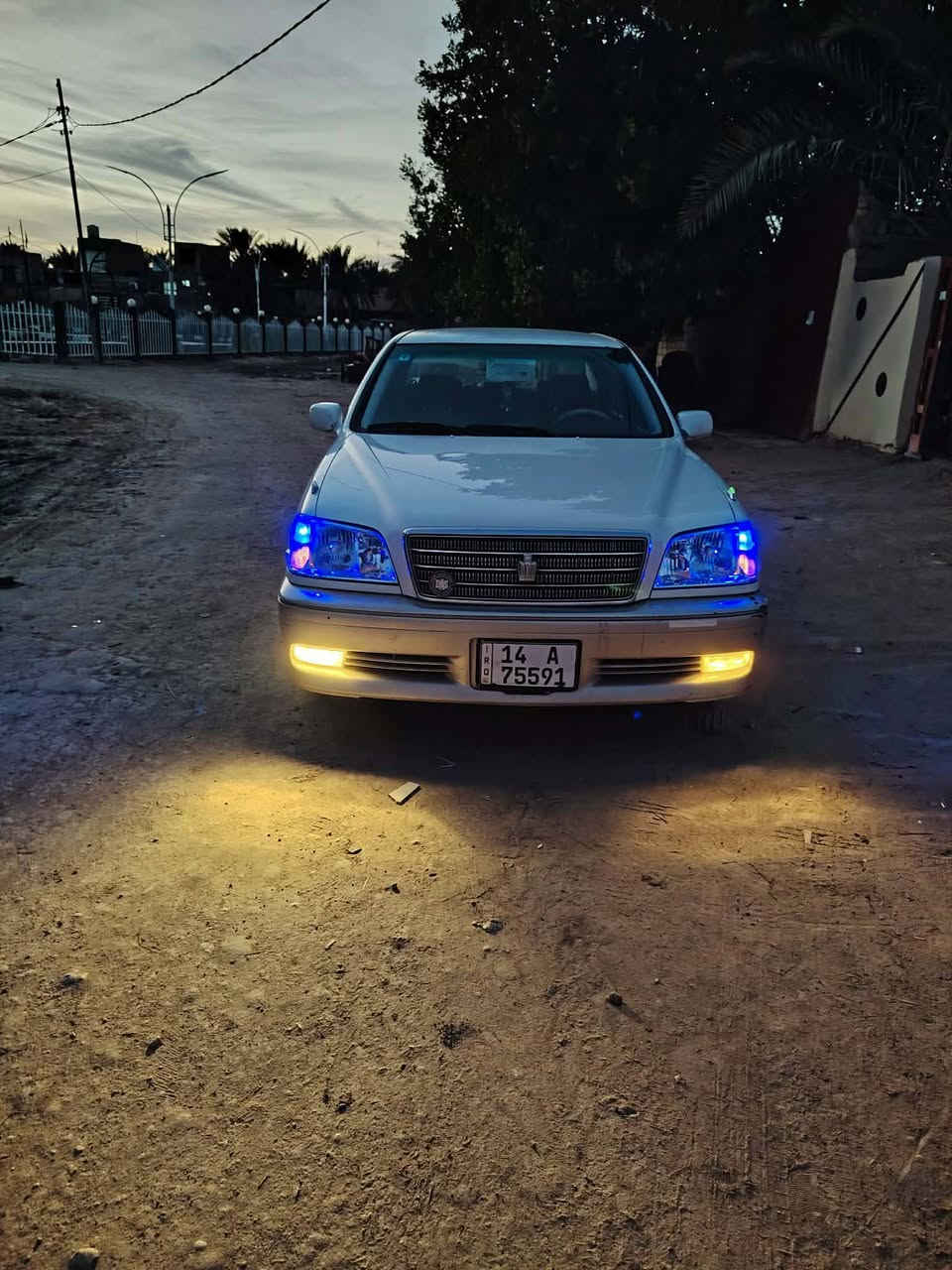 سلام عليكم اللبيع جنون ملكه 
موديل 1999 
مكفوله كفاله عامه من نقل وال كص شرط فحص بيه كتاب 
رقم بصره نكليزي سنويه مجدده 2030
تحويل ثاني يوم بسمه سنويه جيراني 
ثلاث دكم برده خلفيه كشنات كهربائي 
مكينه فيفيتي ام كلاص مرقوب 
مكينه وكير باكيت شرط 
حداديه باكيت توني مسويه الله شاهد 
طخم تايرات جديده 
تبريد شقال ثلج دشبول نجف 
دواخل تخبل رضيه مقلفه جلد
ويل نجمه. اليت زنون 
سياره تخبل كل نقص ما بيه
 سعر 125 وبيه مجال مكان ناصريه قضاء الإصلاح 
رقم ‏‪0784 949 0770‬‏
