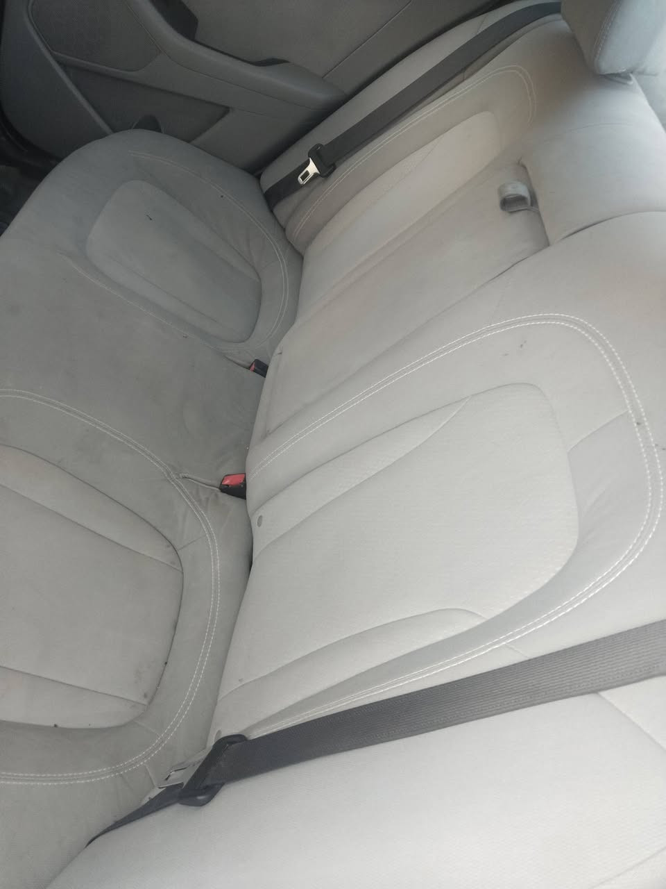 سلام عليكم سياره اوبتما مريكي موديل 11حادث جوملق امامي مبدل بابين سياره مصبوغه حزام فقط سياره بيهه جراد محرك كير خير من الله سياره كامله سعر 90بيهه مجال ***********
