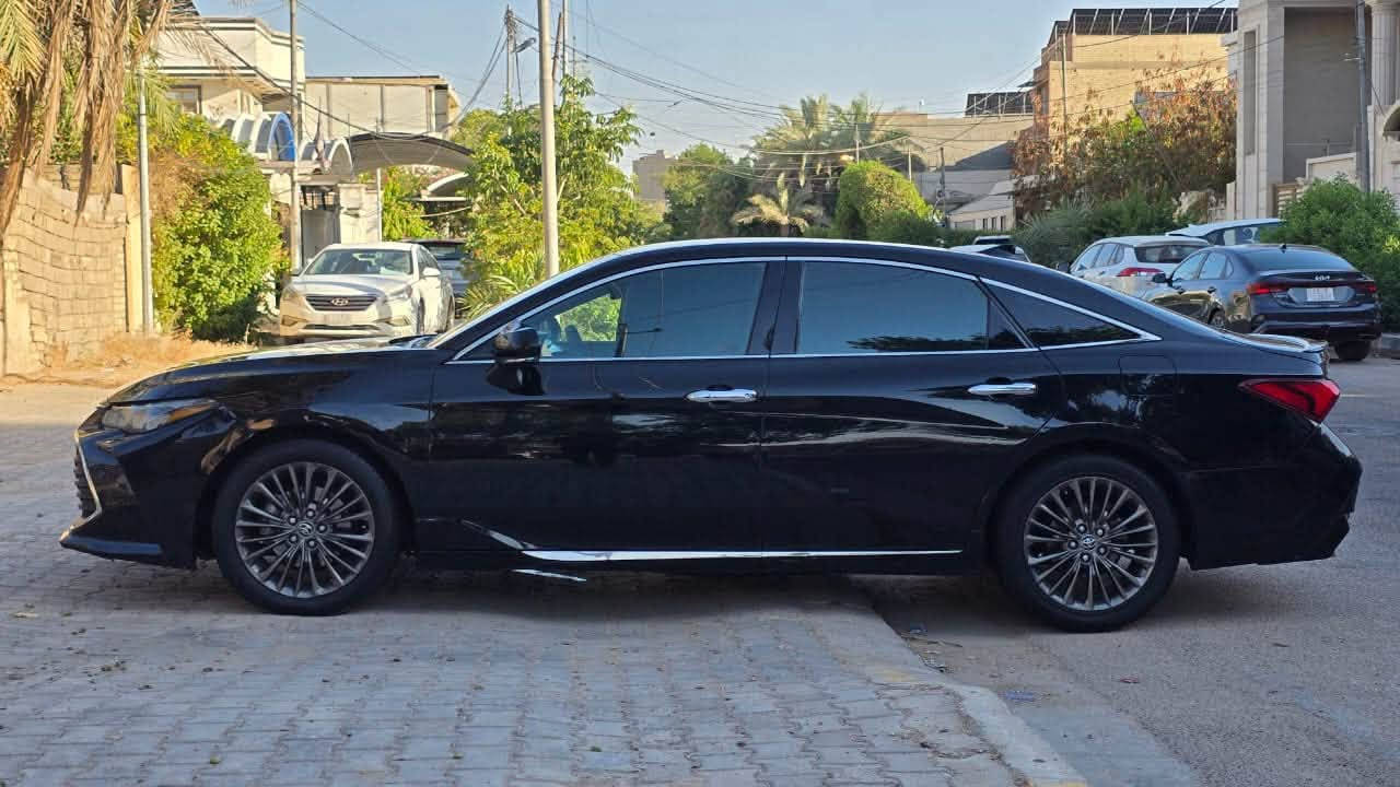 افلون 2019  الشكل الجديد رقم بغداد تحويل ثاني يوم . وارد امريكي حادثهه ربع قبق جنطه بدون ايرباك  .  موصفات بصمه .  كشنات جلد تدفئه كشنات +كشنات كهرباء  اتو هولد . ٣ انظمه قياده ايكو . نورمل . سبورت . سايد بريك بصمه .تحكم ستيرن فول . شاشه وكامره دواره  بلوتوث + اندرويد اتو . اناره داخليه .  حداديه زيرو . محرك 6 سلندر . كير ومكينه مكفولات . تبريد قطعتين  ثلج . 
السعر  207$ الشراي يخابر ويدلل 
للاستفسار  ***********
مكان السياره كربلاء
