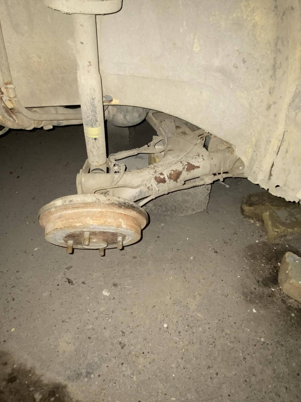 للبيع كوم حديد مكينه بيكاشو ياباني تشتغل السياره ابيع عله حادثه السعر ٧٥٠  الف


**إذا كنت صاحب هذا الإعلان وتريد حذفه لأي سبب، رجاءا أرسل رسالة إلى الدعم الفني**