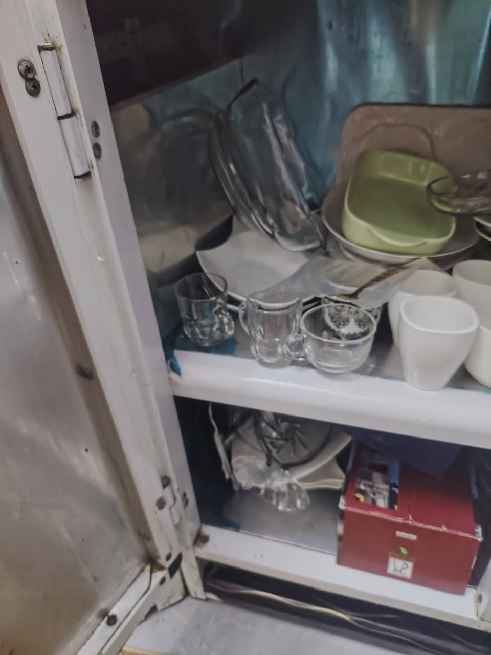 سلام عليكم كاونترات للبيع بكاني بغداد الجديده ***********
