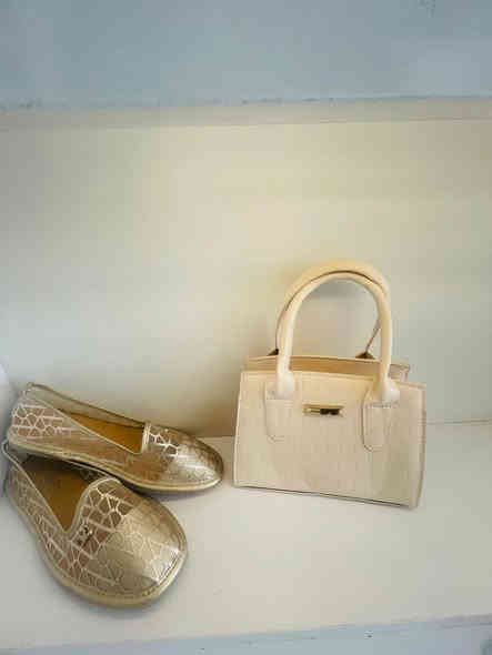 بوتيك زاي بحلتة الجديدة 

مسواك هسه وصل جديد 
شركات عالمية 
 
عنواننا فلكة عبدالله الجبارة قيصرية الساري مقابيل المهرة 
*********** 
للحجز 💵💵 
توصيل موجود جميع محافظات العراق
