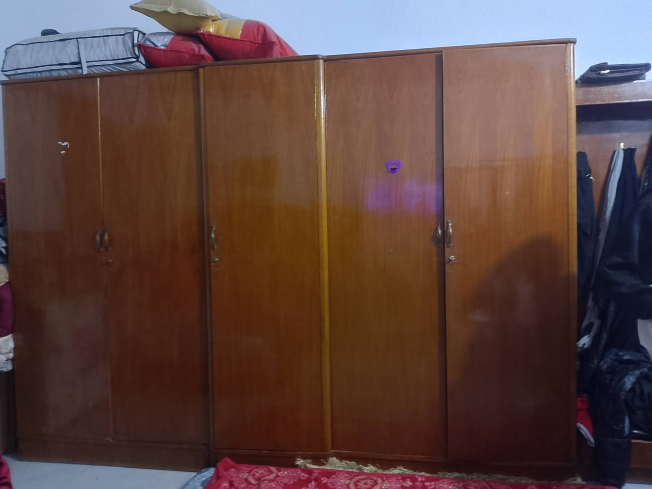 السلام عليكم غرفه صاج للبيع عراقيه   خشب اولي سعر 310 وبيه مجال للطيبين ولي بس ايعامل ليطب خاص


**إذا كنت صاحب هذا الإعلان وتريد حذفه لأي سبب، رجاءا أرسل رسالة إلى الدعم الفني**