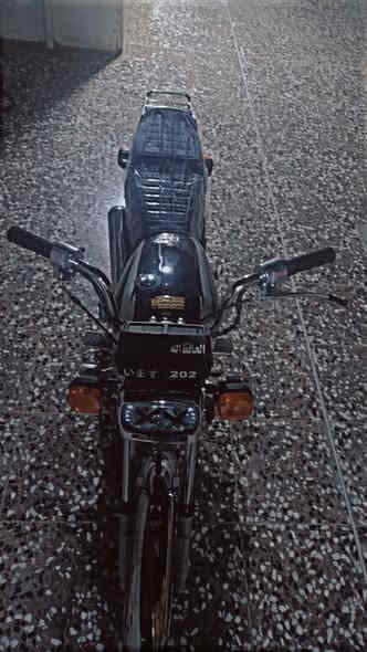 للبيع نامه سوبر 🚀محرك 16شاصي 16اوراق فقط! 
كهربائيّات كلها شغاله 🆕

ضفيره جديده 🆕

صالنصه SKI

مكاني رمادي 

***********
