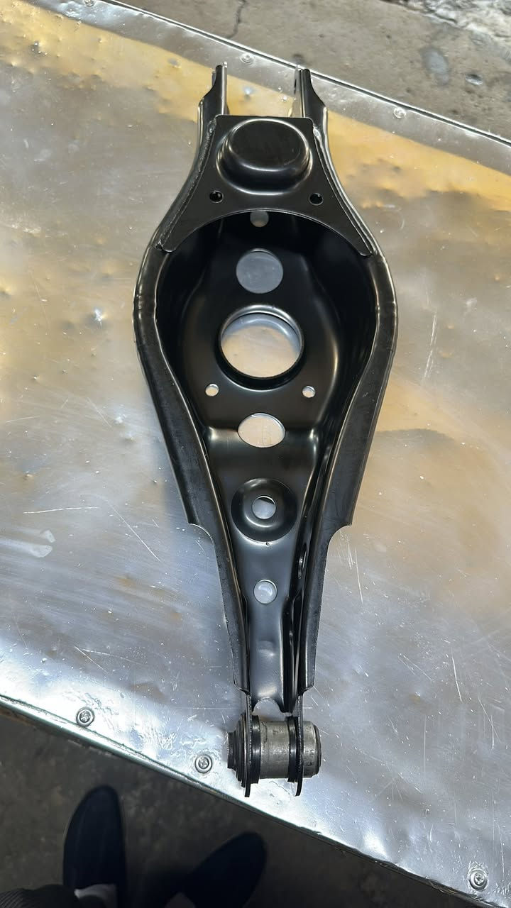 السلام عليكم من رخصة الادمن المحترم 

متوفر جميع قطع غيار سيارات #شانجان 

السفن _ ايدو _ ايدو بلاس _ لامور _ بيكب هانتر 

CS35 _ CS75 _ CS85 _ CS95 

UNI-K _ UUNI-T _ UNI-V _ UNI-S 

العنوان البياع حي الصناعي شارع الخامس 

اسم المحل _ مركز الثقة للاستفسار والتواصل 

الاتصال على الرقم *********** علي التميمي ✅✅
