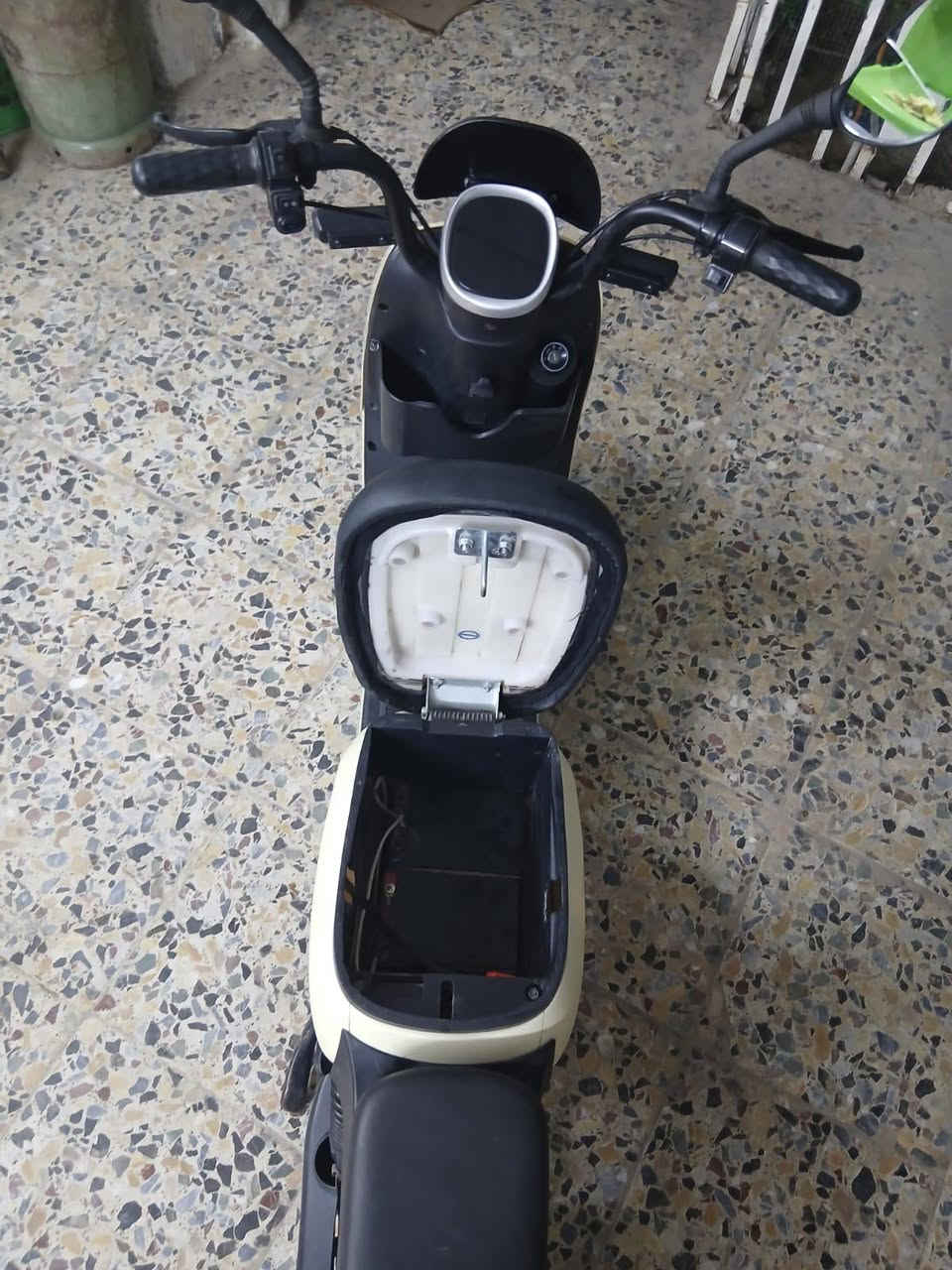 دراجةشحن مستعملةللبيع نظيفةجداتتحتاج ملف بطاريات نظيفه جدا سعرها٢٦٠


**إذا كنت صاحب هذا الإعلان وتريد حذفه لأي سبب، رجاءا أرسل رسالة إلى الدعم الفني**
