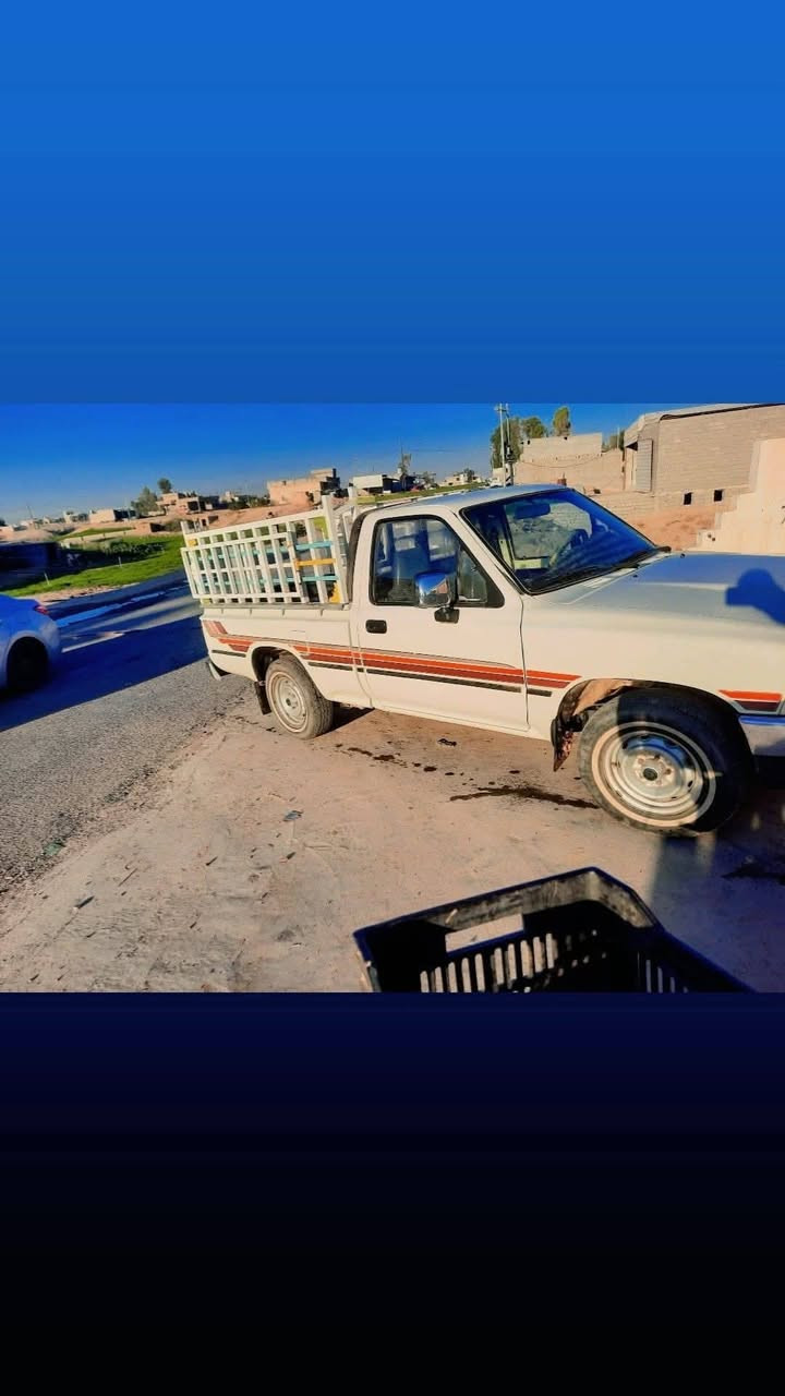 السلام عليكم بكم للبيع موديل 89 رقم كركوك صبغ عام جماليه محرك شرط الصور بلمنشور رقم الهاتف***********
