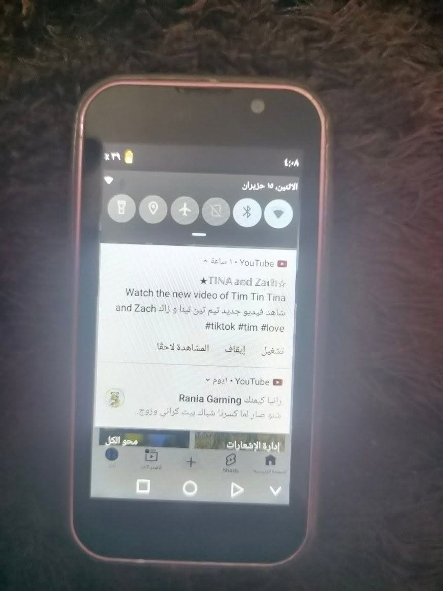 للبيع تلفون حجم صغير جدابگدالجداحه نوع 
XS18Pro
يدعم شاحن تاي بسي خطين ورام 
تكنيك واي فاي يوتيوب ماسنجر تيك توك فيس السعر 45الف وبي مجال قليل مكان حي المعلمين ***********
