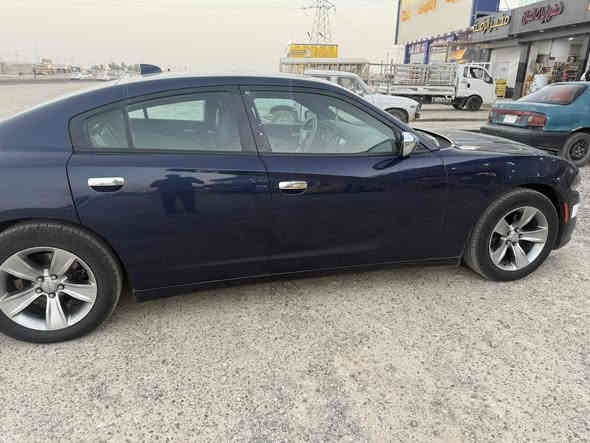 السلام عليكم 
جارجر مديل 2016
فول 
جاهزه من جميع النواحي
بيه صفحه صور الحادث مرفقة مع الصور 
المكان بغداد جميلة
السعر 173 وبيه مجال
الرقم ***********
