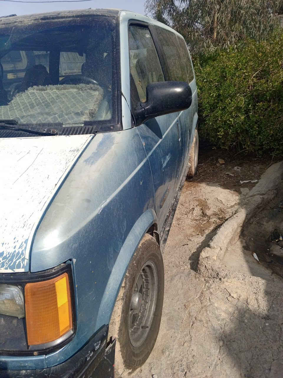 مكلف بالنشر
جمسي فإن استرو  
مكينه نظيفه خير من االله
السياره مشروع وطني بسم الشخص نفسه 
موديل 94
سعر27
رقم صاحب ال🚗 /***********
