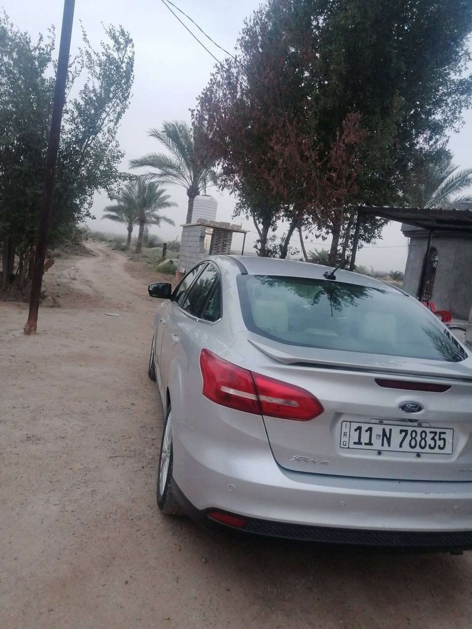 فورد فوكس ٢٠١٨ بصمه كامل مواصفات شاشة حجم كبير ضررها بنيد وجاملغ وباب السايق السعر ٧٥ وبيها مجال بسيط ***********
