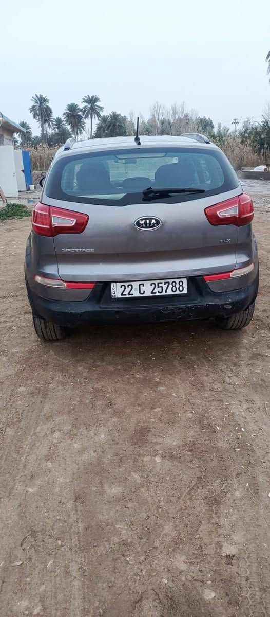 سبورتج 2011خليجي سونار مرفق بالصور باسمي محرك 2000دوش الصبغ اثر شخوط بدون دواخل جاهزه وحلوه 
السعر 108$وبي مجال بسيط العنوان واسط نعمانيه 
باقي التفاصيل اتصل وتدلل ‏‪0771 347 2165‬‏
