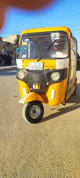 يا الله سلام عليكم تكتك موديل 19 شهر 12 مضلع تكتك خير من الله ما ناقصهه شي بيهه صبغ بل لغد بس تكتك احلا من صوره الله شاهد تجي وتشوف بعينك مال جناي السعر 5و700الف مكاني مدينة صدر حي طارق شيشان شارع المدارس ***********
