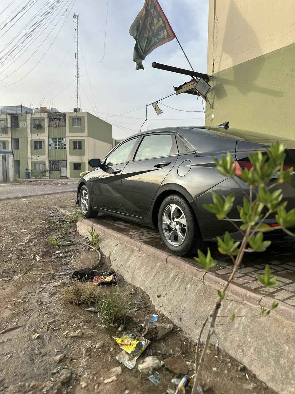 السلام عليكم النترا موديل 21رقم اربيل باسمي شرط التحويل مكاني بغداد السيارة خير من الله ربع مذب عليها مال بيت ونضيفة كلش دوشمة كاملة ارضية جلد تحكمات حساسات ومعروفة بعد المواصفات البيها وسعرها 145وبيها مجال حق الجية رقمي ***********
