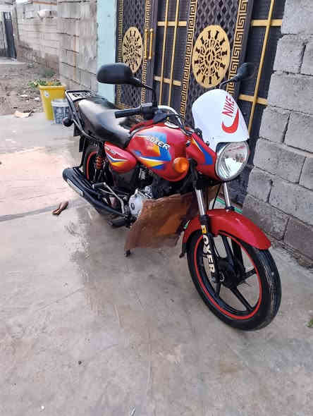 السلام عليكم 
درجه بوكسر 20 بعقوبه 
دراجه خير من الله نكره وحده 
1600 بيهه مجال بسيط
متواجد فيس 
***********
