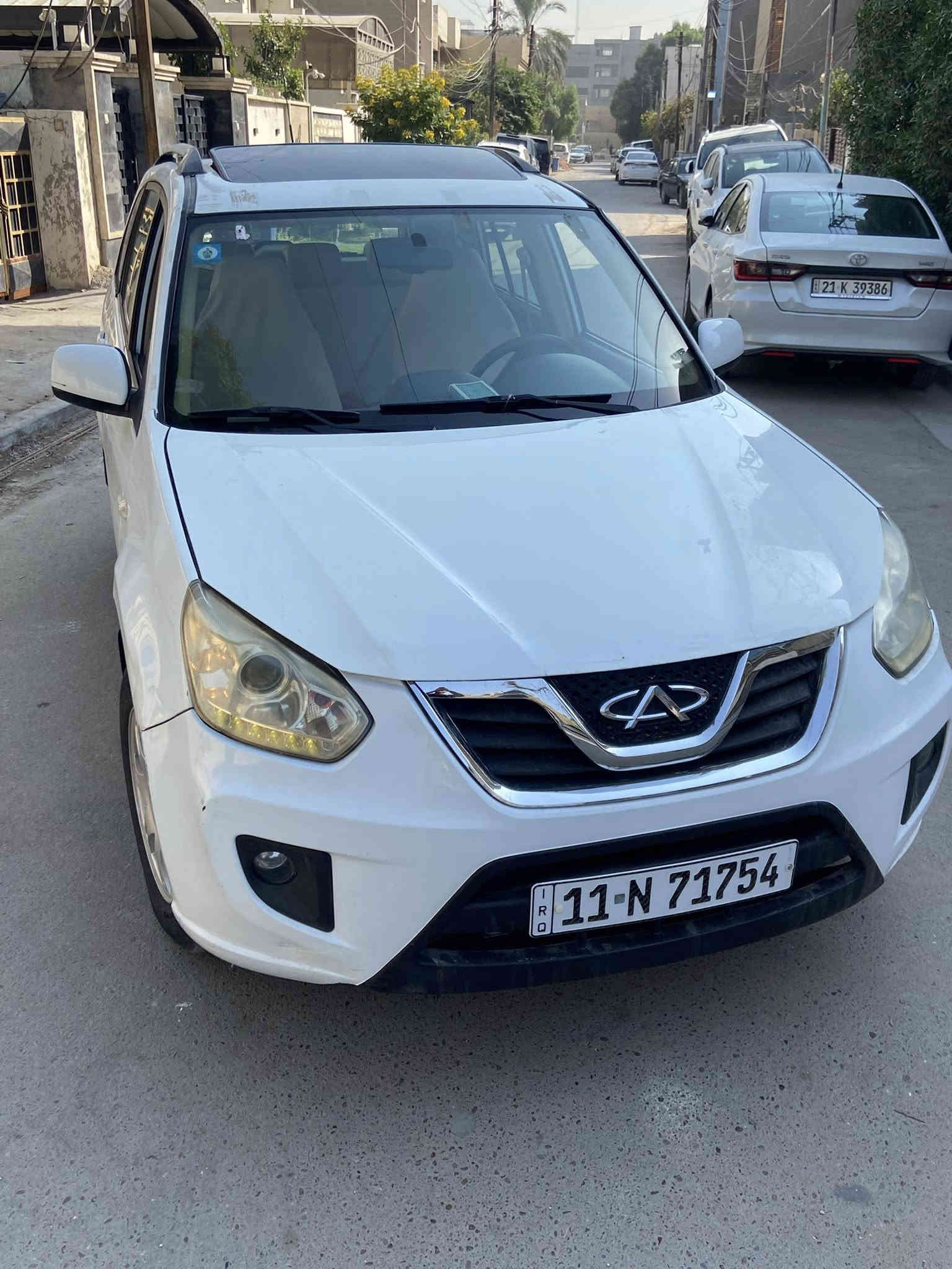 الي يدور نضيف شيري تيگو 2013 مكفوله من الصبغ والتبديل والفتح 
محرك 1800 كير كهرباء بشرط كفاله تبريد ثلج ادامه كامله صدر تخم تاير هزة سنويه رقم بغداد كله جديد بأسم بنيه شرط التحويل فتحه سقف جلد تدفئه كشنات حساسات خلفيه تحكم ستيرن السعر 64وبيه مجال العنوان السيديه 

***********
