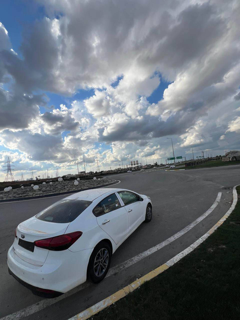 كيا فؤرتي ٢٠١٩ دوبه ي (براوه)تازه داخل بووه به شه رتي گيرو مه كينه  بي ده حم و ليدران دينار مه سروفي تيدا نيه چوار تايه و ويل تازه ي بؤ به ستراوه  نرخي ٧٣ وه ره قه مه جاليكي كه م گؤرينه وه ش ده كه م به شتيك به دلم بيت 
***********
وه تساب فايبه ر أربيل, العراق
