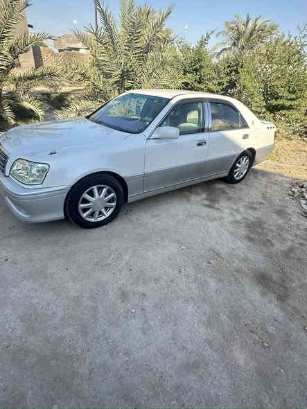 السلام عليكم : للبيع ملكه مكفوله كفاله عامه 4 دكم كشنات كهرباء برد خلفيه كرستال اصل شاصي 75 محرك دي فور الكبير دبل شاشه  مكاني بصره قضاء الكرنه 
السعر 155 مجال قليل 
مبايل ***********
