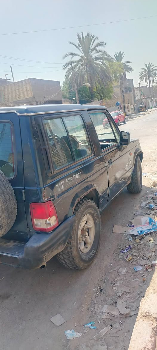من رخصة الكروب كالوبر تك باب بانزين بلادي كير عادي موديل ٢٠٠٠ بغداد فورويل شغال كله عل بلاد سعر ٤٥ وبيه مجال مكلف بنشر تلفون صاحبه ***********

