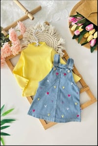 ✨ طقم بناتي يجنن ✨ بلوزة الوان  ناعمة + صدريه  كابوي  مطرز بقلوب ملونة...