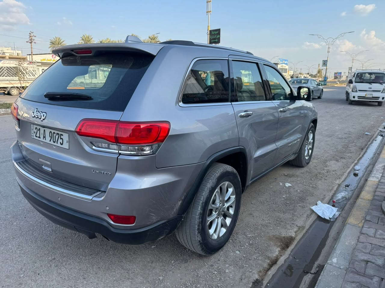 جيب اوفرلاند موديل 2014 فول مواصفات مابي صبخ من دعاميه للدعاميه بيه بارد شبر باب خلفي جهت سايق والباقي كفاله رقم مميز سياره مال بيت نضيف كلش كدام عينكم كير مكينه شرط مابيه اي مصرف حتى دهن الكير امبدل جديد وتاخذ السياره شرط تفخص  اي خلل اي شي مابيه والبجم كامل مخلف BBFوالسعر 235 بي مجال بصيت  متواجد ع فيس


**إذا كنت صاحب هذا الإعلان وتريد حذفه لأي سبب، رجاءا أرسل رسالة إلى الدعم الفني**