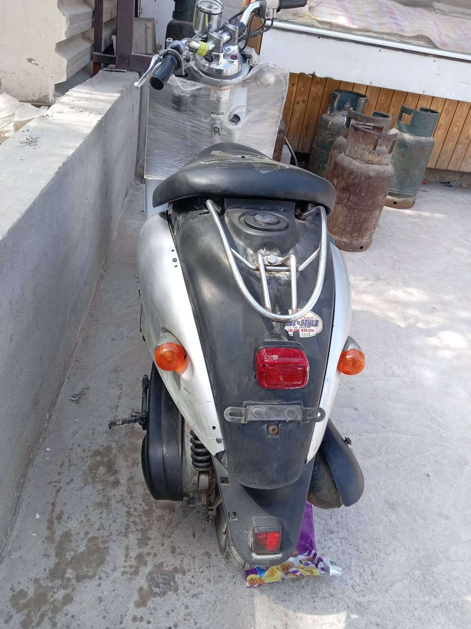 سلام عليكم دراجه كلاسيك نظيفه السعر ٣٠٠ وبيه مجال بغداد العبيدي ***********
