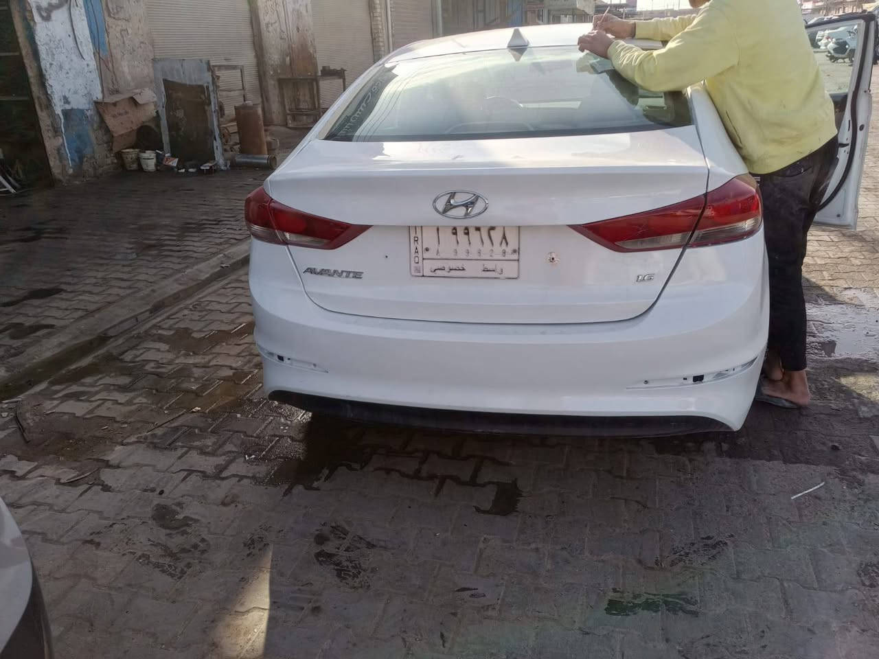 النترا موديل 2017 وارد امريكي حادثها قبق جنطه وبيها جاملغ امامي صبغ جاهزه من كلشي حداديه تخم تاير تبريد كهربائيات كير محرك 200 دوش خير من الله رقم واسط مشروع وطني تحويل مباشر السعر 105 وبيها مجال مكانها بغداد للاستفسار ***********
