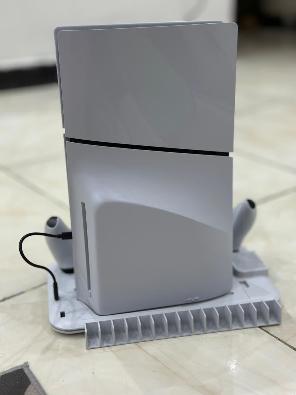 بلي 5 سلم 1 تيرا اوربي مع جوستك واحد فقط وملحقاته مع قاعدة شحن ومراوح البلي اخذتا جديد قبل شهر ‎💯
المكان بغداد السيدية السعر 640  الف 🔒

 الجوستك الثاني ينباع وحدة ✅


**إذا كنت صاحب هذا الإعلان وتريد حذفه لأي سبب، رجاءا أرسل رسالة إلى الدعم الفني**