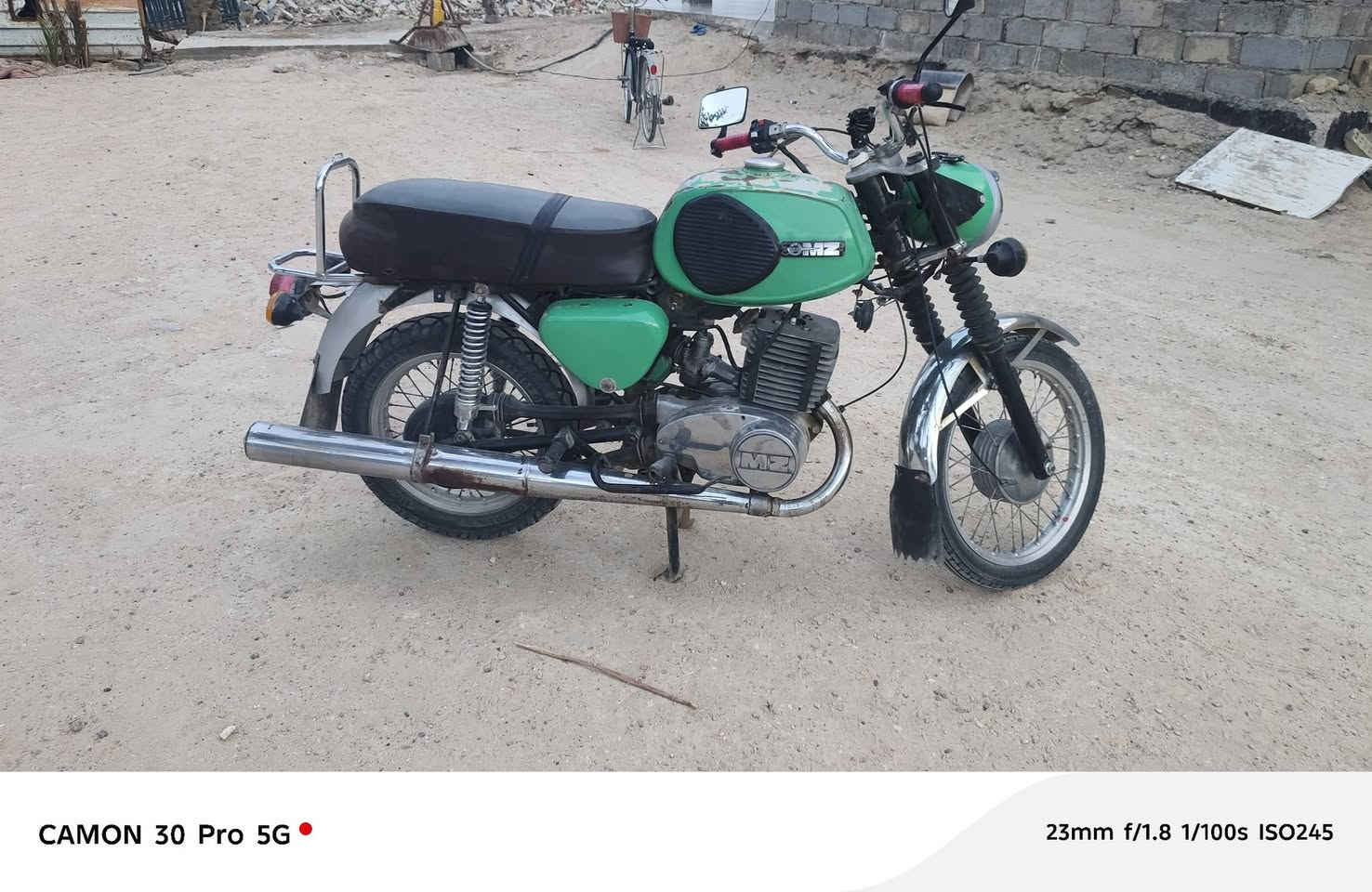 سلام عليكم امزت للبيع بدون بدون  او مراوس 82  المكان الانبار الفلوجه ما متواجد فيس  الاستفسار علا رقم ***********
