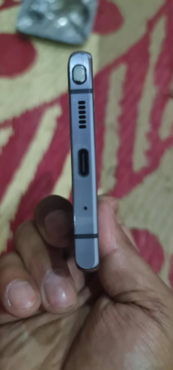 السلام عليكم جهاز نوت 20 5Gسامسونغ ذاكرة 128
جهاز نظيف السعر 250 وبي مجال ***********
