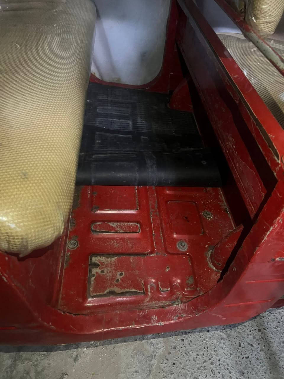 سلام عليكم تكتك موديل 2018 رقم وسنويه بغداد
***********
