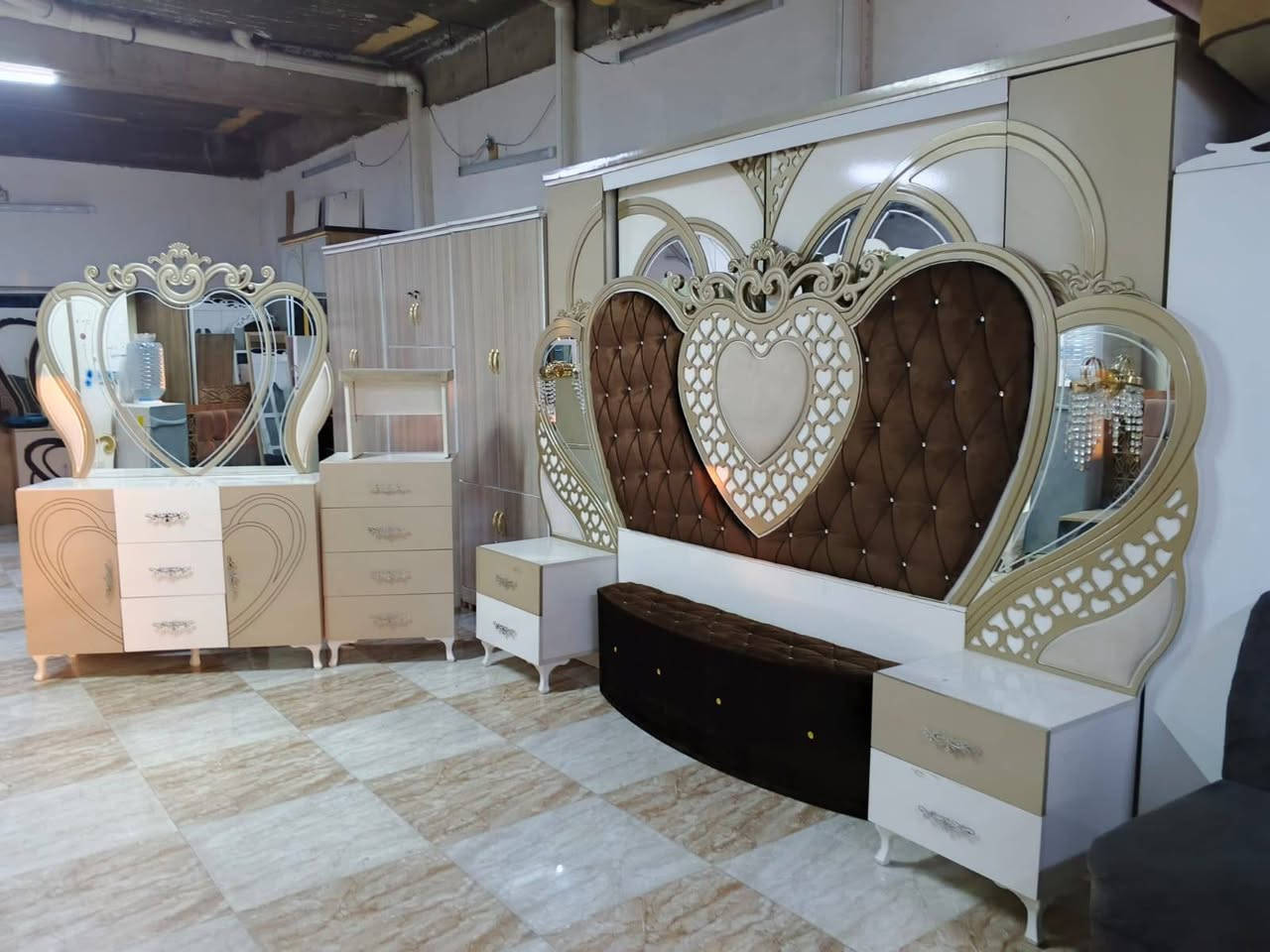 غرفة سلايت ٨ قطع 
للاستفسار ***********
