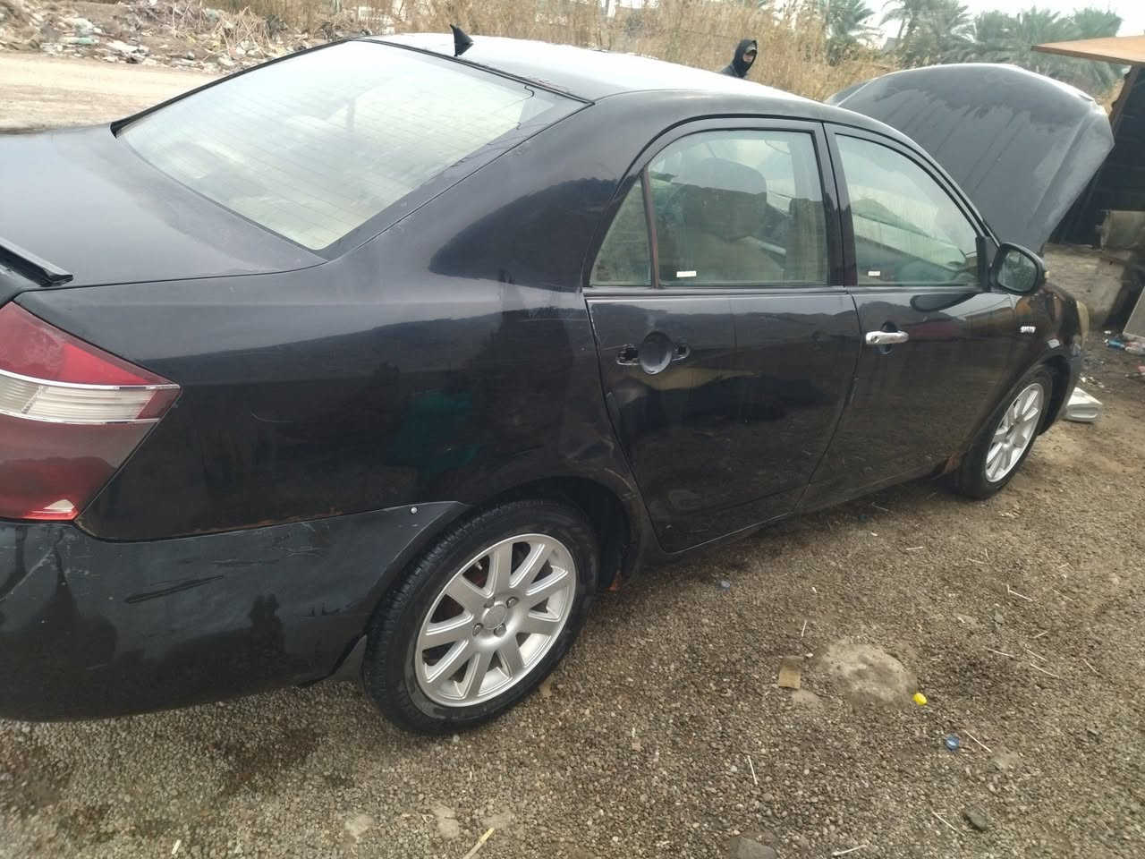 السلام عليكم ورحمه الله وبركاته 
سيارة جيلي مابل  محرك وكير شركة ما مبدل كير عادي تخم تاير جديد السياره بيها خياسات بسيطه كلش 
رقم بغداد 
عنواني بغداد الكرخ 
السعر 40 مع المجال للطيبين 
للاستفسار الاتصال ***********
