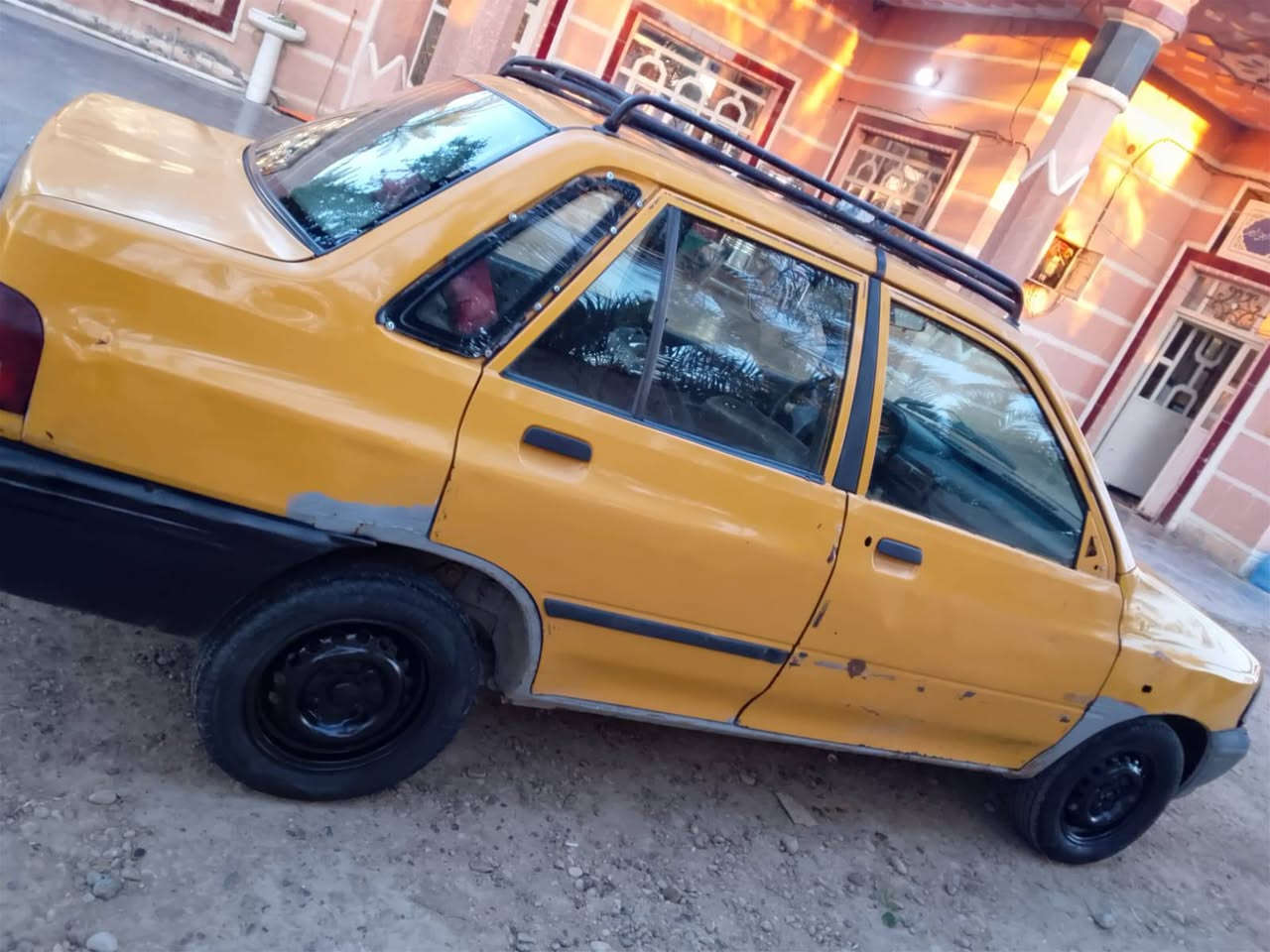 بـــــــ 13 ورقـــــة
سايبا 2011
تخم تاير 
مكينه وكير خير من الله 
بطاين مال 2013

بـــ 15 ورقه

وابيع بــــ 13 ورقه

مكاني بغداد

***********
