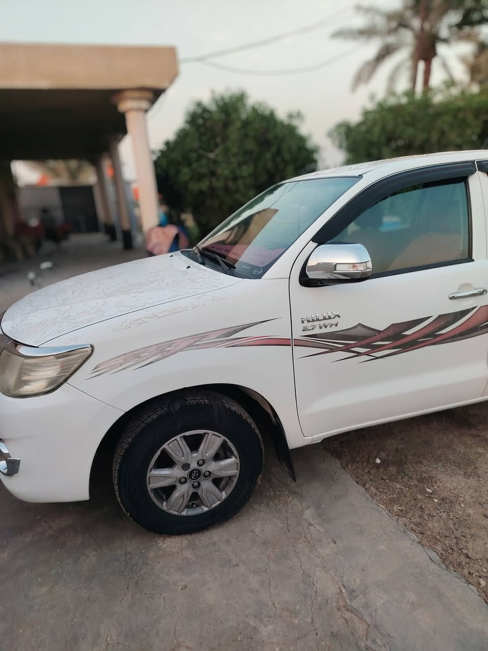 سلام عليكم سياره للبيع موديل ٢٠١٤ مكفوله كفاله عامه وضع شركه جداََ نضيفه   رقم بغداد            اتصل ***********
