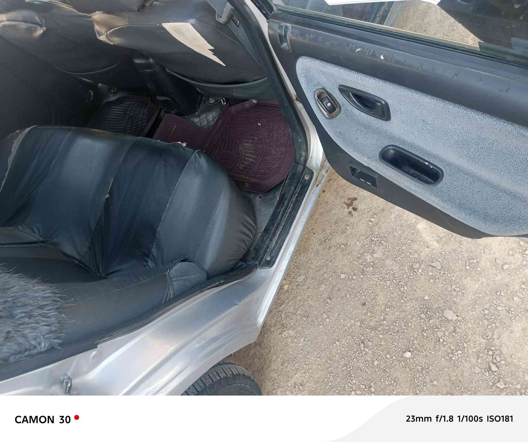 سوناتا تو موديل 1996 ديالى رقم دولي مكينه وكير كفاله  كير عادي صدر امامي وخلفي جديد سنويه ٢٠٢٩  جاهزه من كلشيي
سعر 43 بيهه مجال قليل
مكان ديالى كنعان هاتف ‏‪***********‬‏
