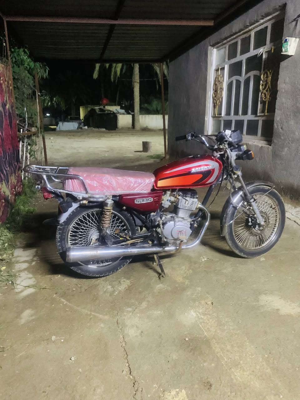 السلام عليكم 
تايكر  موديل 2023   اوراق كامله الدراجه خير من الله محرك  خير من الله لا تنقيص لا تبخير.   تخم تاير  جدد  الدراجه  كامله الدراجه ما عوزه  لو برغي   
 مكاني بابل شوملي  
الدراجه معروضه ٤٠٠ وبيه مجال شي قليل  الشراي يتصل 
***********
