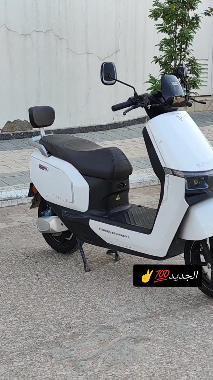 السلام عليكم دراجة شحن تسلاf71 ملف2000 watt ,بطاريات 6 دبل سرعة 50 حقيقي الدراجة رزانة فول بريكاات دهن , دبلات غاز الدراجة كلشي ماعايزة وعل فحص شرط للبيع سعرها 750 وبي مجال مكاني نجف حي الزهراء للاستفسار ***********
